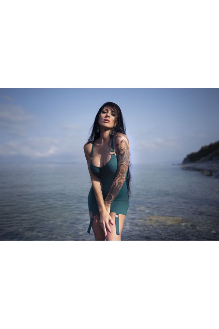 Sexy abito corto effetto reggicalze con perizoma in verde